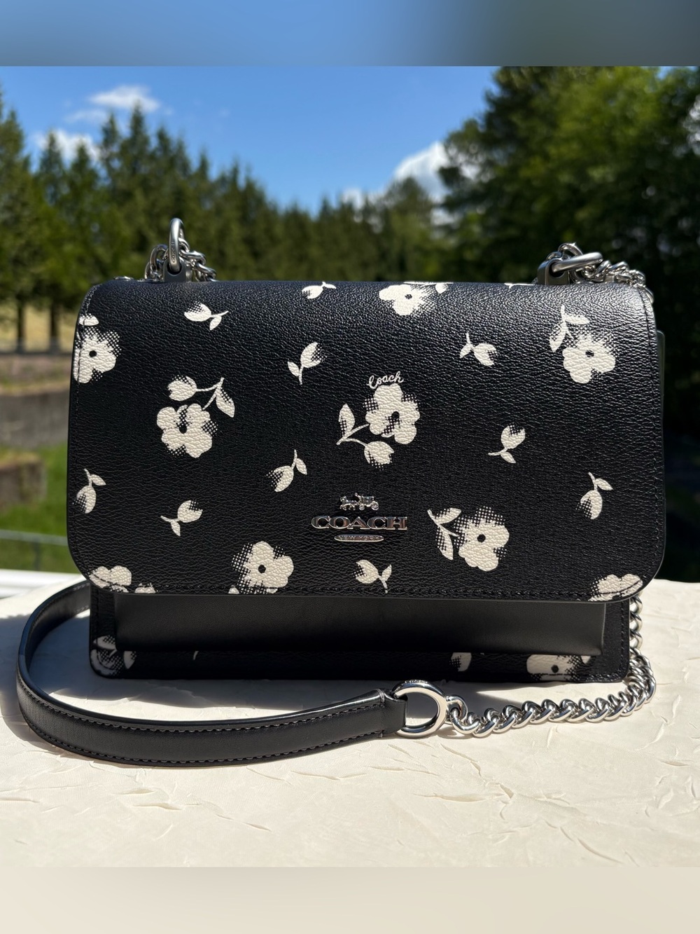 COACH Klare Crossbody Bag
With Floral Print CP090